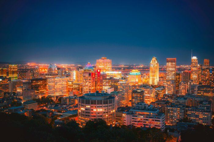 Montreal skyline at night