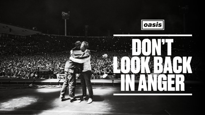 Oasis Don't Look Back in Anger concert