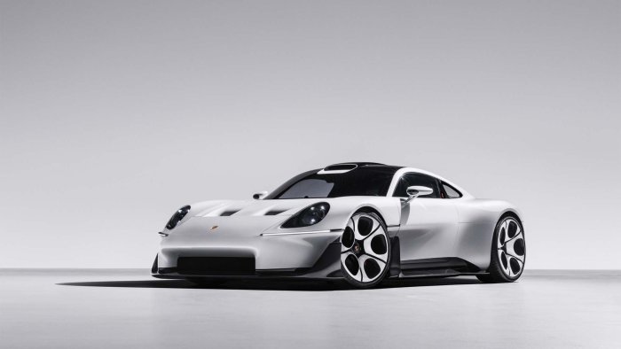 White Porsche 911 Vision GT concept car