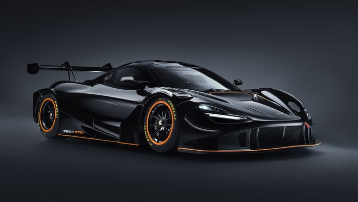 Black McLaren 720S GT3 4K