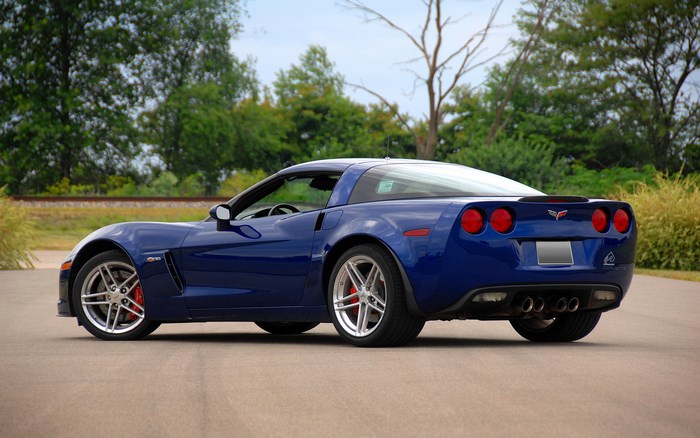 Blue 2006 Chevrolet Corvette Z06 parked outdoors