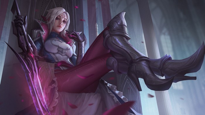 Diana the Queen from League of Legends
