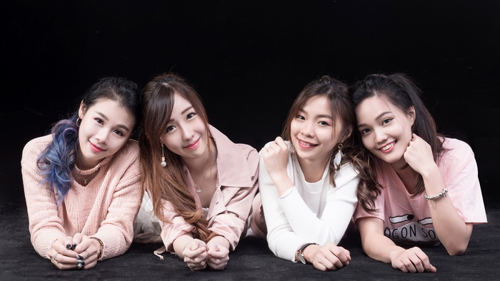 Asian Women 4K Portrait Group