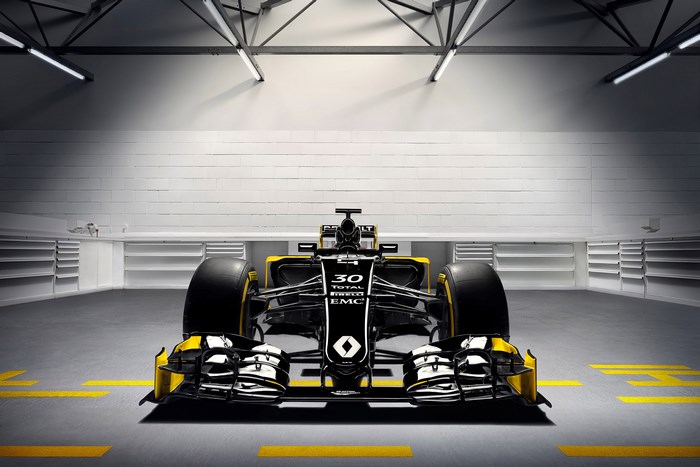 Renault RS16 Formula 1 car in a garage