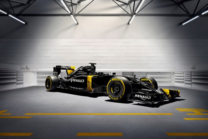 Renault RS16 Formula 1 Car in Garage