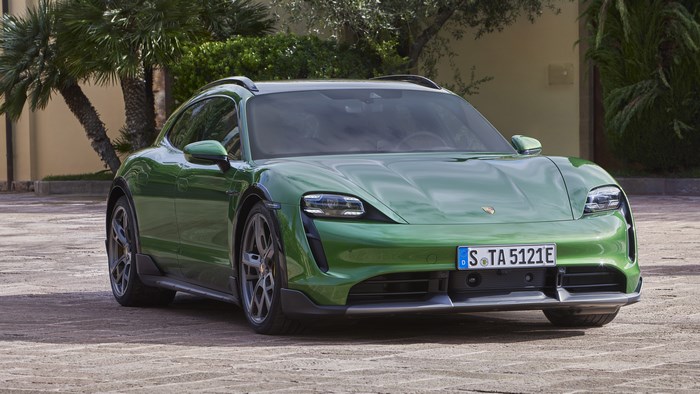 Green Porsche Taycan Turbo S 4K