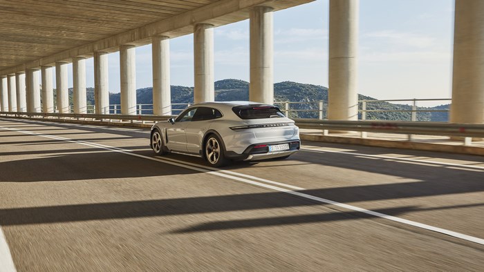Porsche Taycan 4S 4K