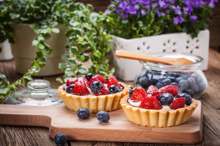 Berry Tartlets with Strawberries and Blueberries