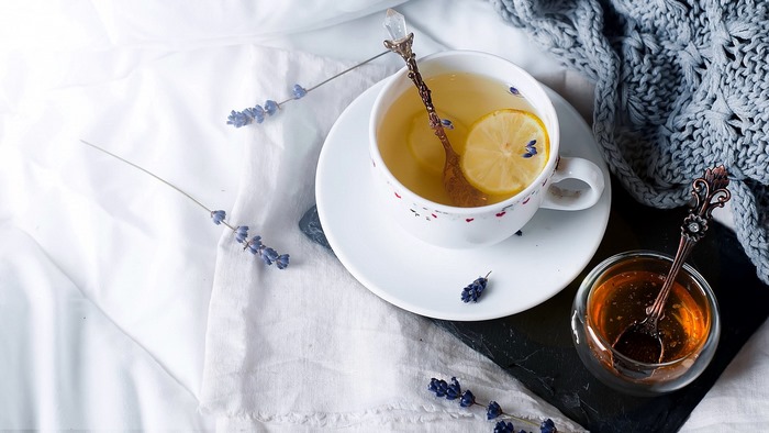 Tea with lemon and honey with lavender