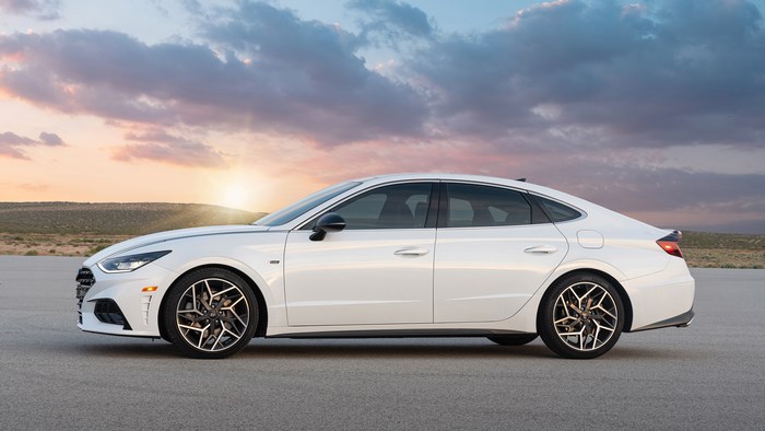 White Hyundai Sonata N Line 4K