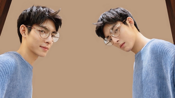 Wang Hao Xuan wearing round glasses