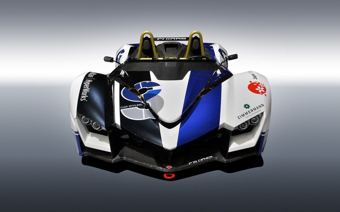 Phiaro P75 Cipher race car with HyperWorks and Zimmermann branding