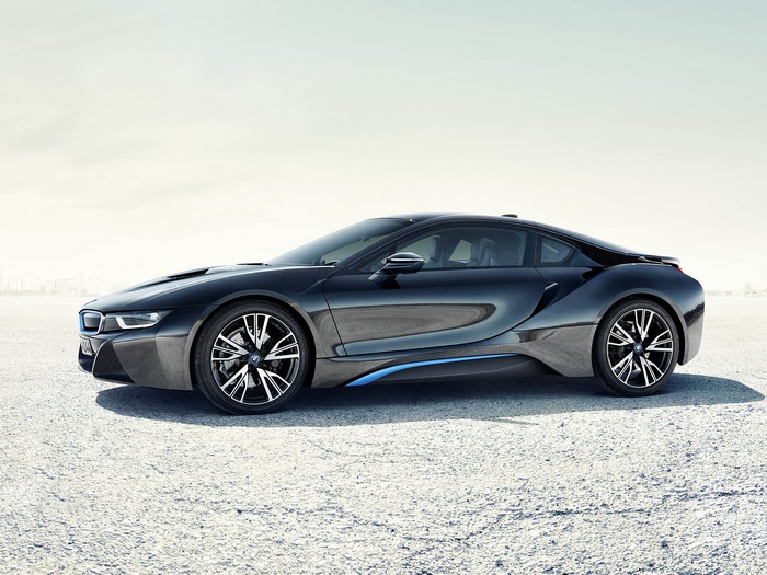 Black 2015 BMW i8 Hybrid Sport Coupe