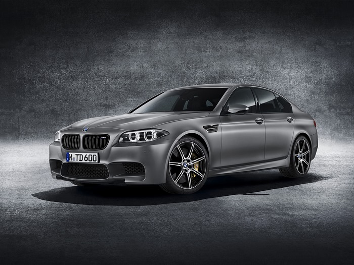 2014 BMW M5 Sedan