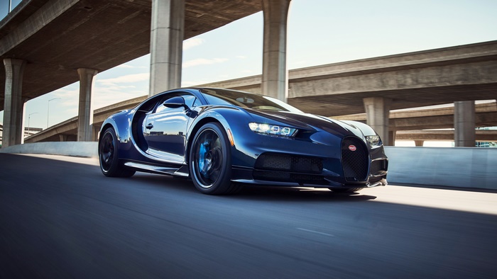 Blue Bugatti Chiron 4K
