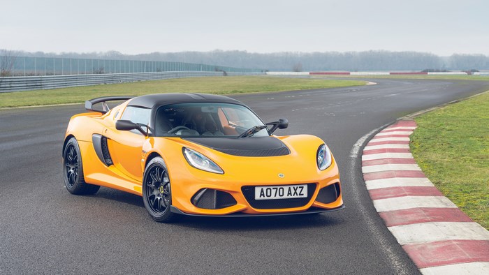Orange Lotus Exige Sport 390 4K on a Race Track