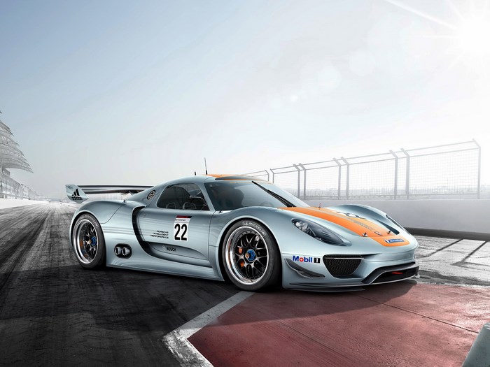 Porsche 918 RSR Concept race car on track