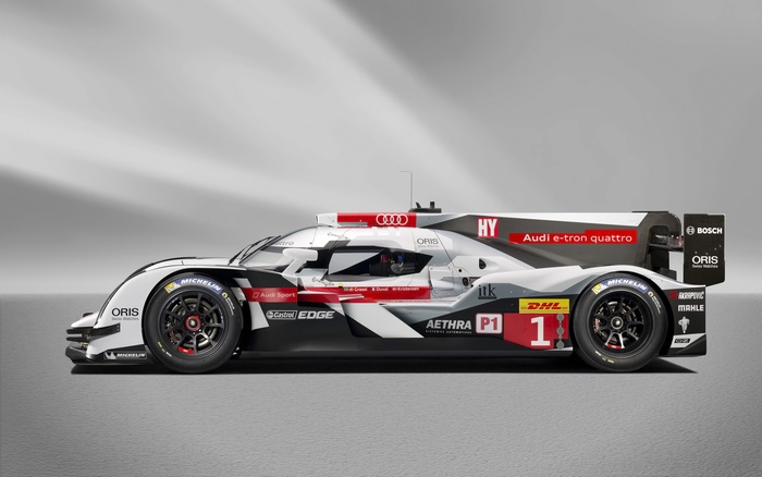 2014 Audi R18 E-Tron Quattro LMP1 Race Car