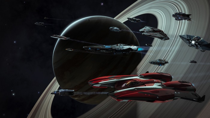 Elite: Dangerous fleet near a ringed planet