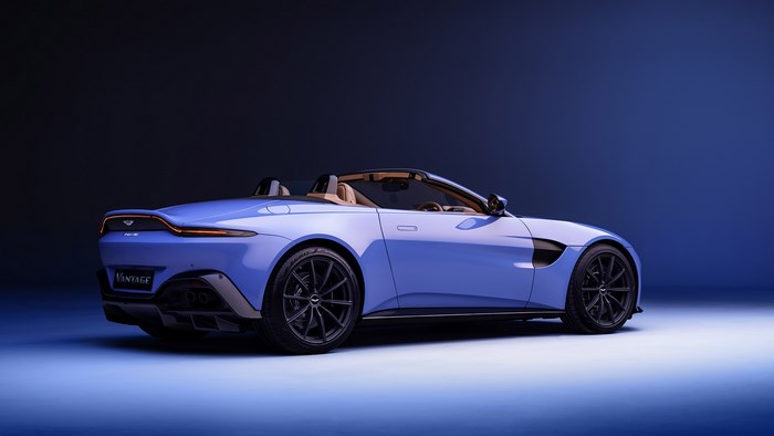 2021 Aston Martin Vantage Roadster