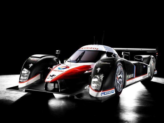 Peugeot 908 HDI FAP race car