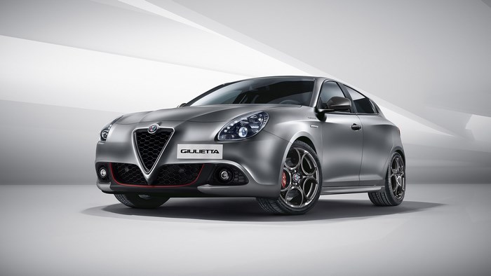 2017 Alfa Romeo Giulietta Veloce Gray Hatchback