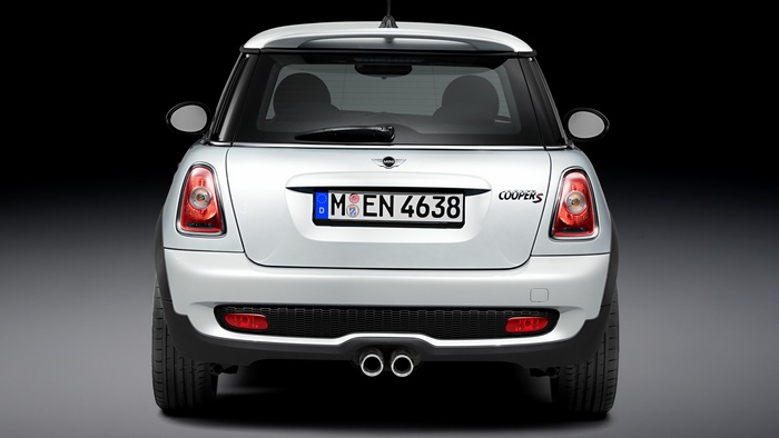 2009 Mini Cooper S 50 Camden rear view