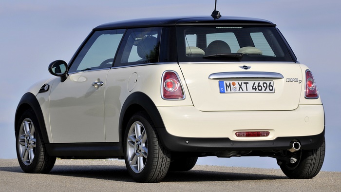 White 2010 Mini Cooper D