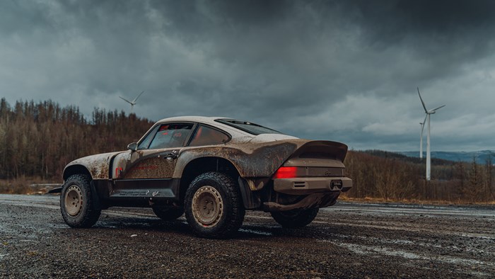 Singer All-terrain Competition Study Porsche on a dirt road