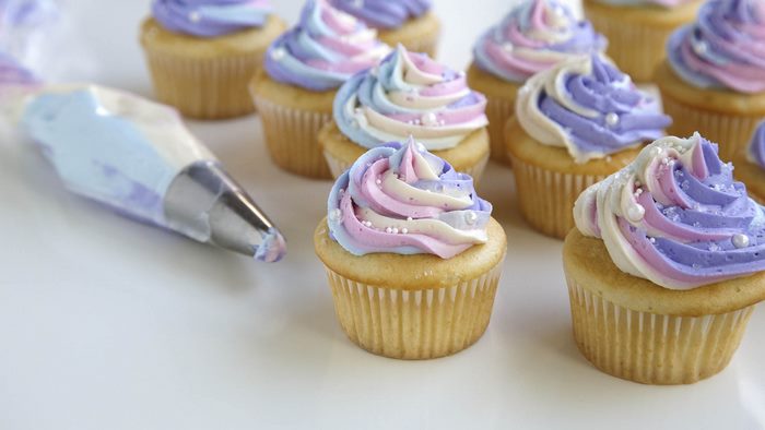 Unicorn Colored Cupcakes With Pearls