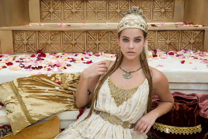 Barbara Palvin as Antimache with Headdress and Necklace