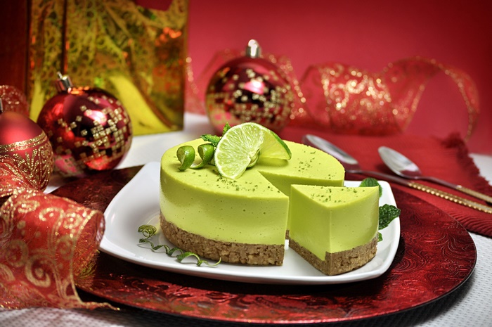 Lime cheesecake with Christmas decorations