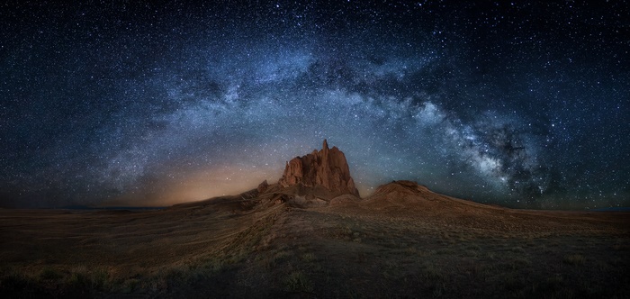 Shiprock formation under the Milky Way galaxy
