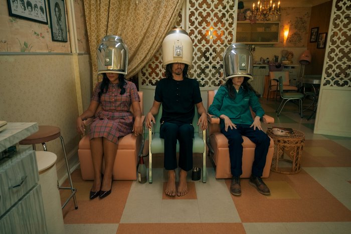 The Umbrella Academy siblings in hair dryers