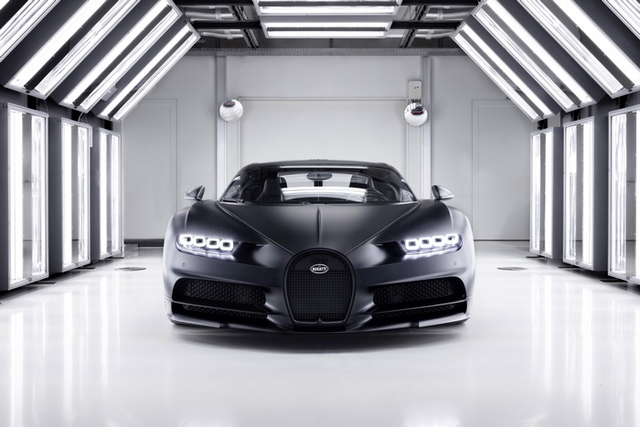 Bugatti Chiron 4K Black Supercar