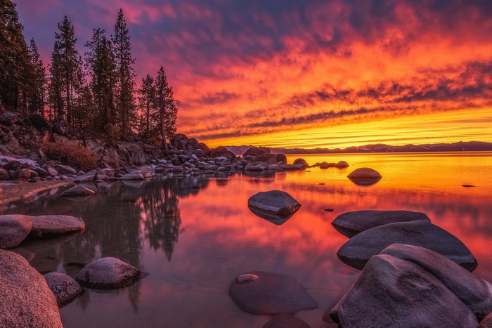 Lake Tahoe 4K Sunset in Nevada