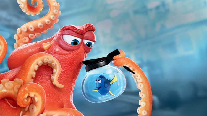 Hank from Finding Dory holding Dory in a coffee pot