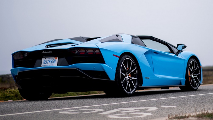 2017 Lamborghini Aventador S Roadster