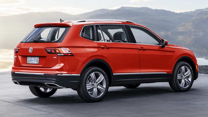 2018 Volkswagen Tiguan SUV parked by a lake