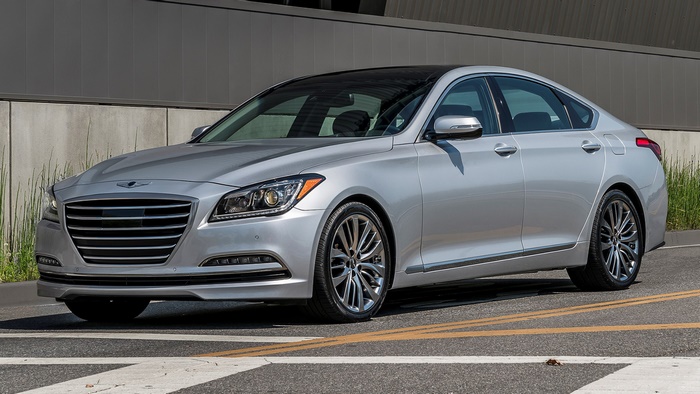 Silver 2017 Genesis G80 Sedan