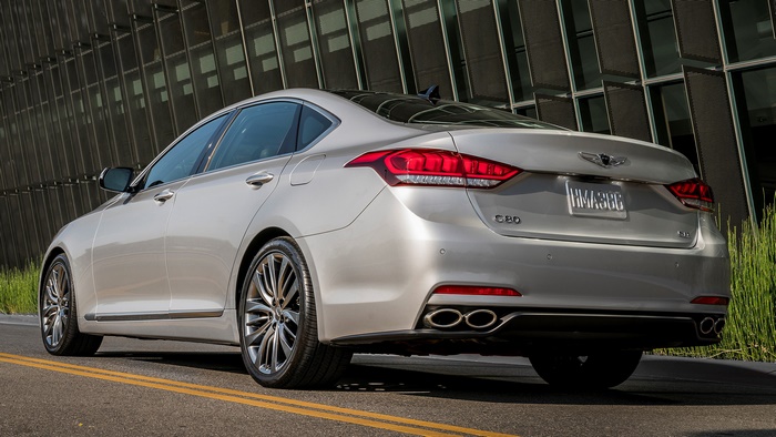 2017 Genesis G80 Silver Luxury Sedan