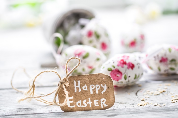 Happy Easter decorated eggs with tag