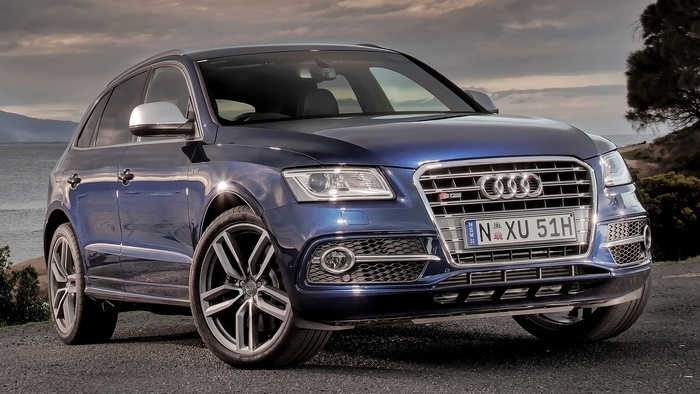 Blue Audi SQ5 TDI SUV parked outdoors