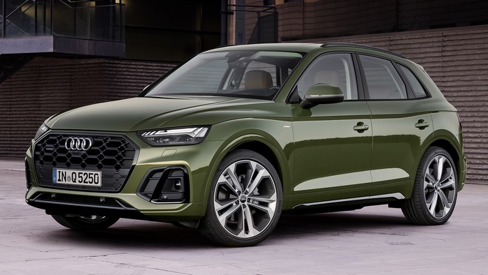 Green Audi Q5 S Line Crossover SUV