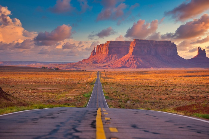 Scenic Road Through Monument Valley Desert Arizona