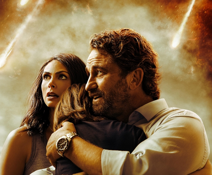 Gerard Butler and Morena Baccarin in Greenland 4K