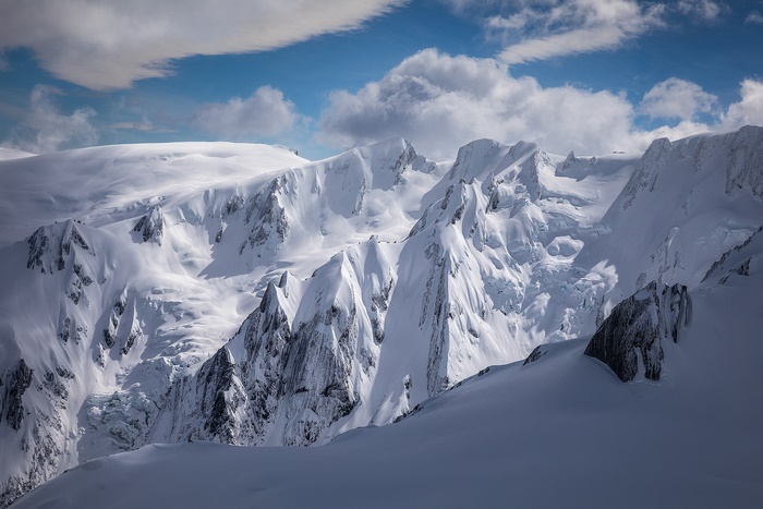 Snowy mountains in Southern Alps, New Zealand