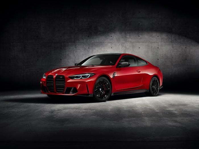 Red BMW M4 Coupe 4K
