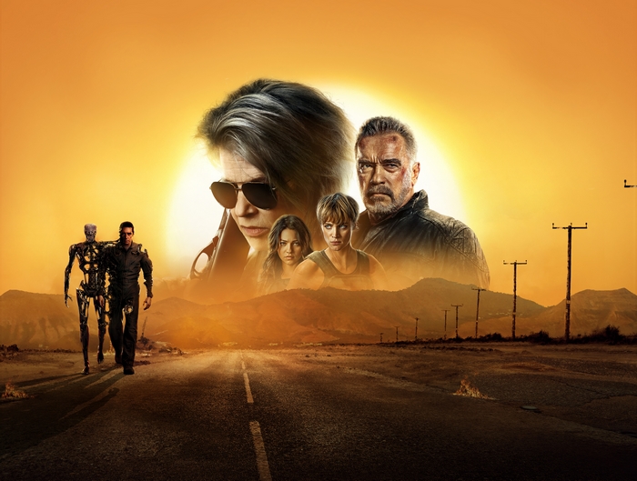 Sarah Connor and Arnold Schwarzenegger from Terminator 4K