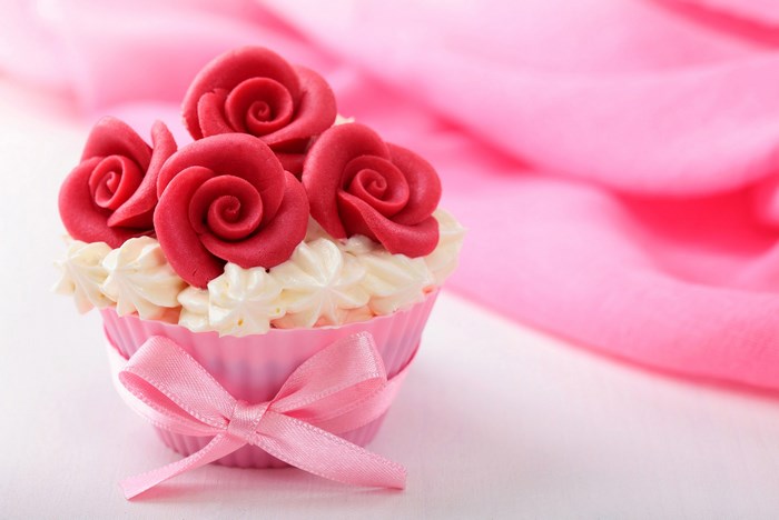 Pink Cupcake with Red Roses and Cream